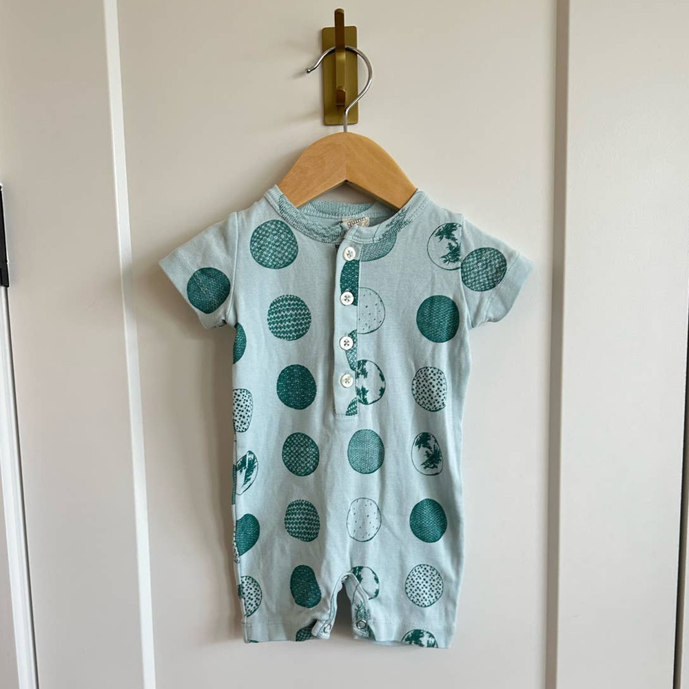 Kate Quinn Organic Cotton Blue Easter Eggs Shortie Henley Romper - 3-6 Mo